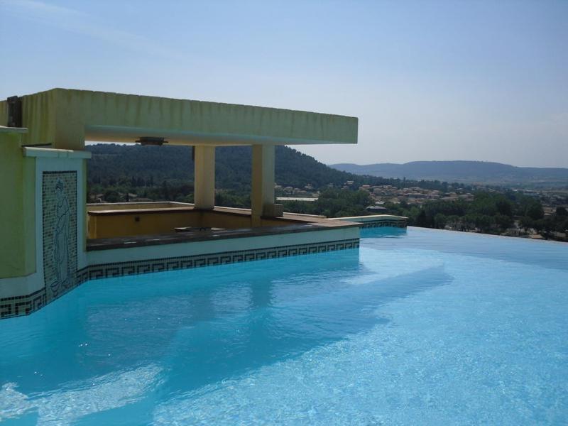 Appartements Vue Panoramique Avec Piscine Et Jacuzzi Langlade Exterior foto