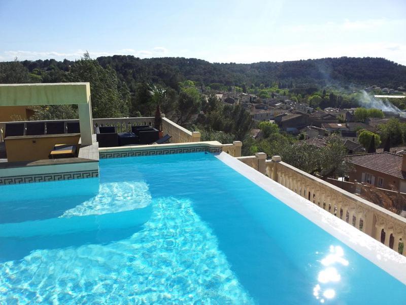 Appartements Vue Panoramique Avec Piscine Et Jacuzzi Langlade Exterior foto